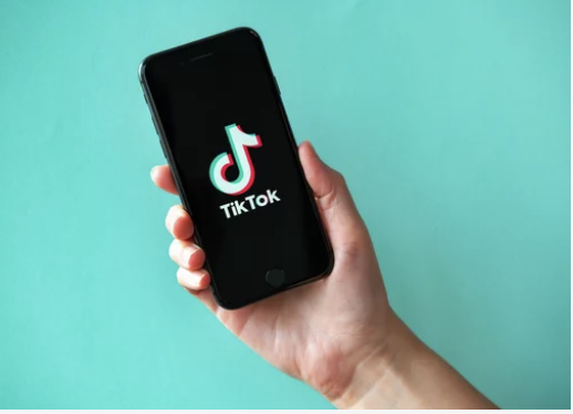 TikTok　18歳未満「1日1時間まで」使用制限へ（3/2）