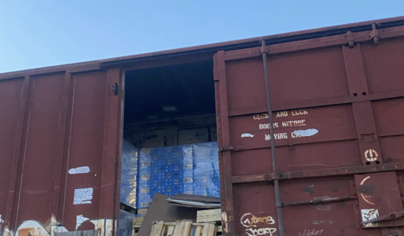 貨物列車から数百箱のModeroビール発見　７人逮捕（3/16）