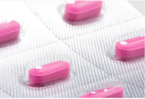 友人と幻覚を引き起こす様子を撮影「ＴｉｋＴｏｋチャレンジ」で１３歳少年死亡　抗ヒスタミン剤大量服用（4/19）