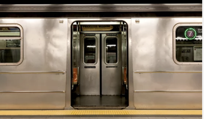 関連ありか？またロングビーチで刺殺事件　電車の中で男性が刺され死亡　容疑者３人逃走中（4/13）