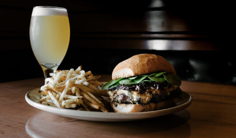 Yelpの全米ハンバーガー店トップ１００にＬＡの３店舗　「Father's Office」が５位に（5/31）