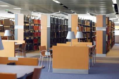 ミシンやシャベルまで無料貸し出し！　LA郡の図書館カードで本以外も借りられる（7/24）