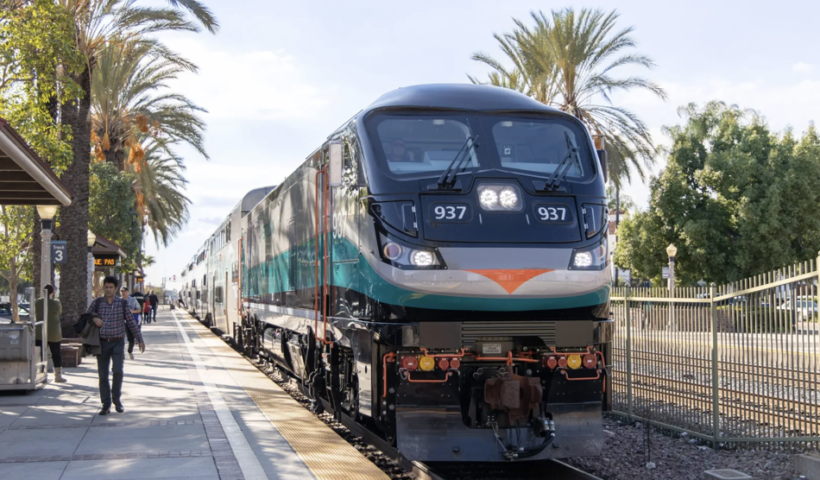 メトロリンク　レイバー・デーに10ドルのホリデーパスを提供（8/30）