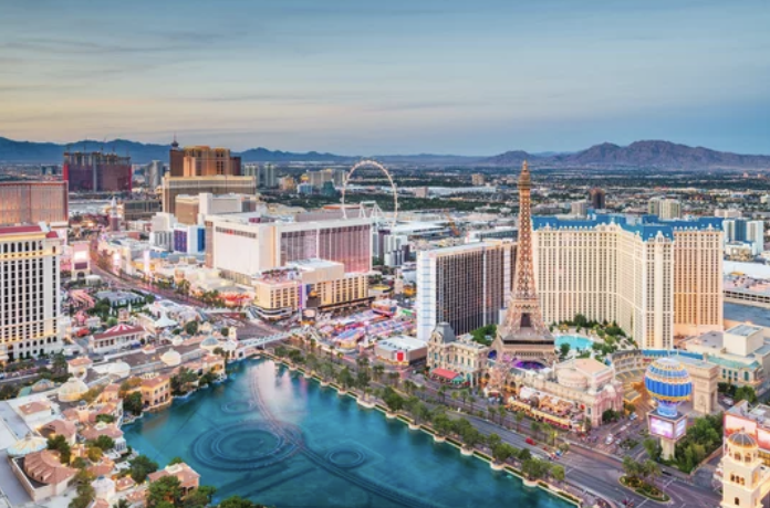 レイバー・デイの週末！南カリフォルニア出発、旅行先人気No.1は？（9/1）