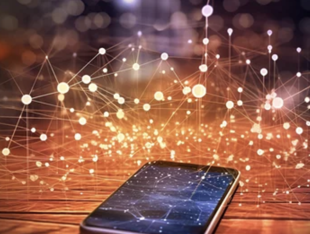 アップル　「ｉＰｈｏｎｅ１５」発表へ（8/30）