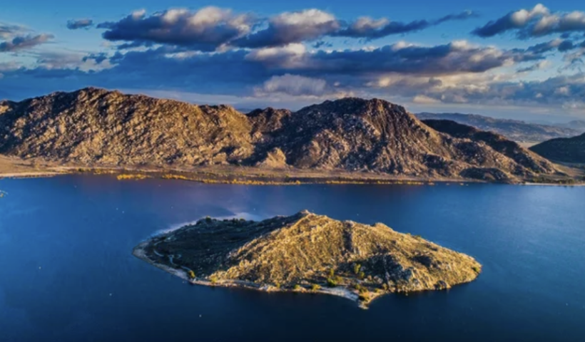 ペリス湖で男性2人がチュービング事故で行方不明（9/14）