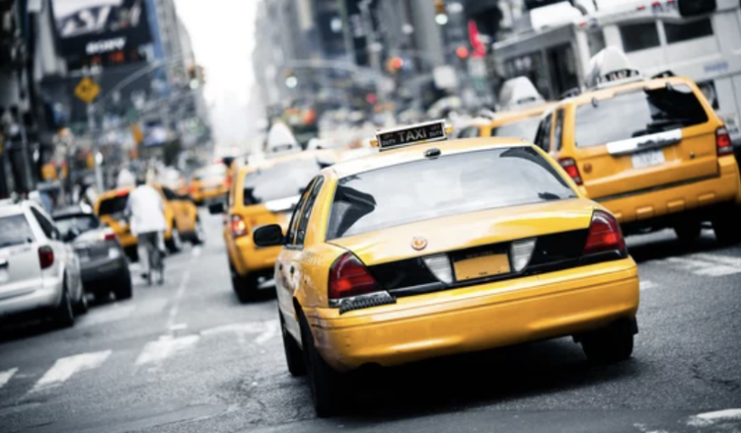 Uberとタクシー会社が提携、LA、オレンジ、SDの各郡対象（9/26）