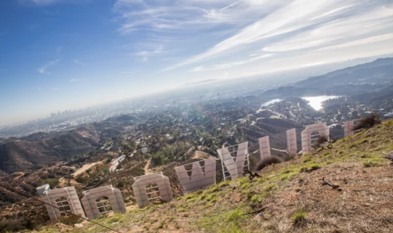 ハリウッド・サイン100周年を祝うハイキング・ツアー（9/6）