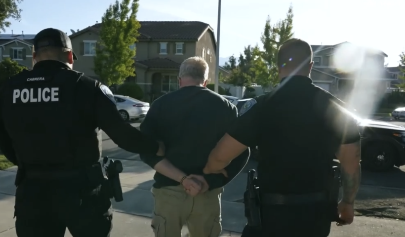 ロサンゼルス郡公共事業広報官が児童ポルノ容疑で逮捕（10/4）