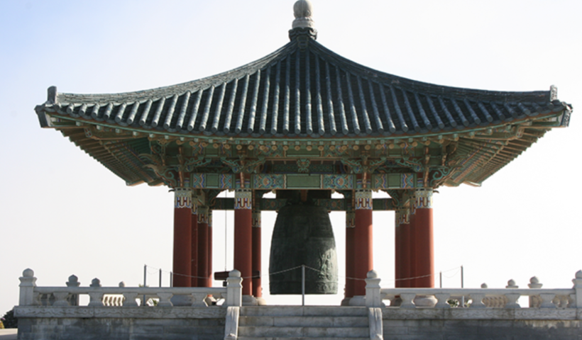 米国と韓国の友好を象徴　サンペドロのランドマーク！17トンの巨大な鐘（11/21）