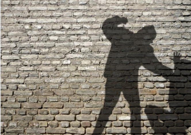 治安悪化懸念　ロングビーチのダウンタウンに民間警備員が誕生（12/14）