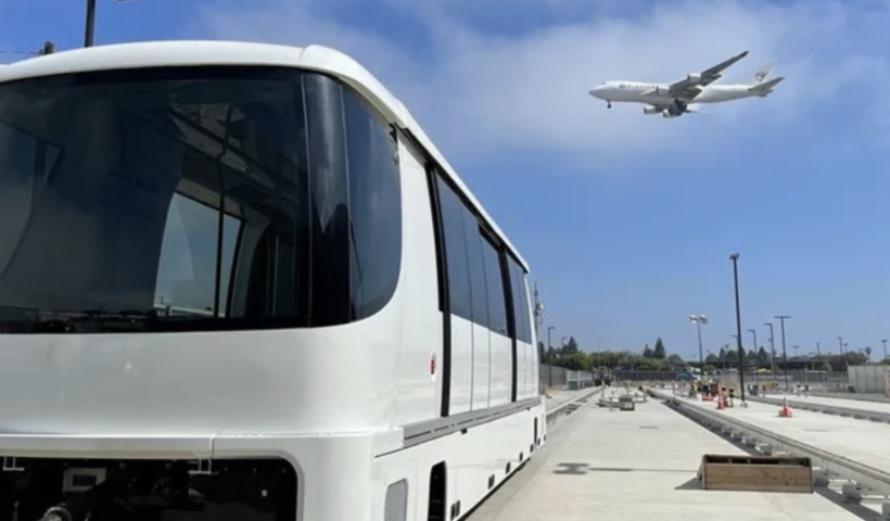 ロサンゼルス国際空港の「自動旅客輸送システム」　来年に延期される可能性（1/30）