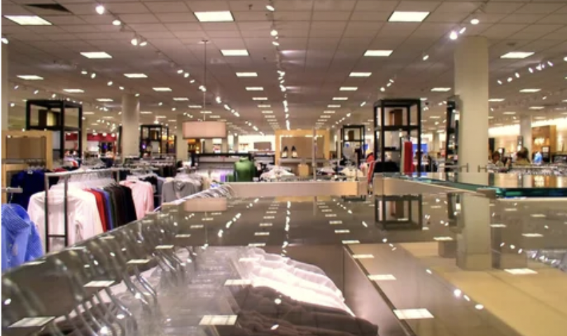 Macy’sが全店舗の約30％にあたる150店舗を閉鎖へ（2/27）