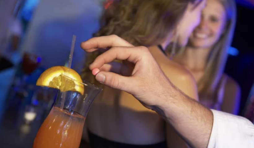 「デートレイプ」撲滅へ　カリフォルニアのバーが薬物検査キット義務付け　7月1日から（3/27）