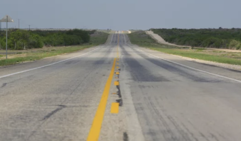 5FWYでオレンジと白のストライプ　「ドライバーの安全を高めるため」交通局（4/30）