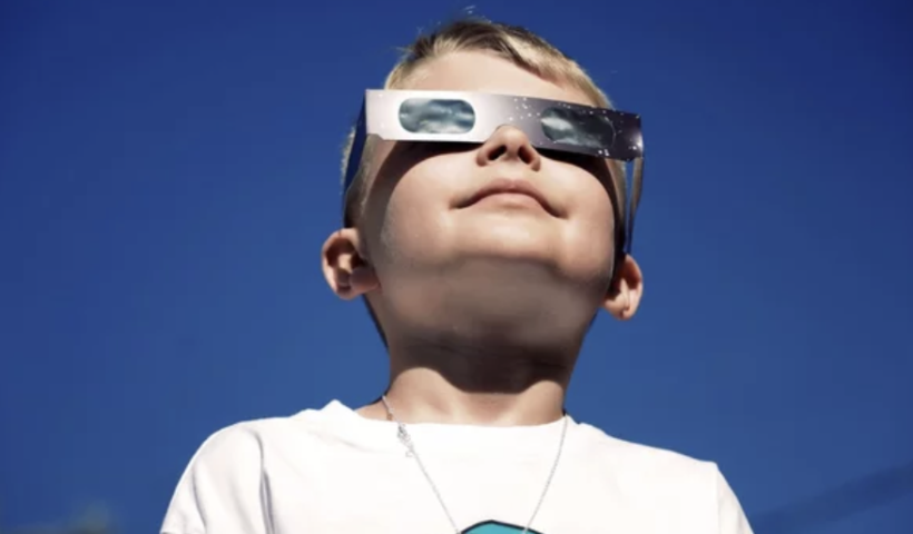 次の日食は20年後　日食メガネをリサイクル・寄付しよう！（4/11）