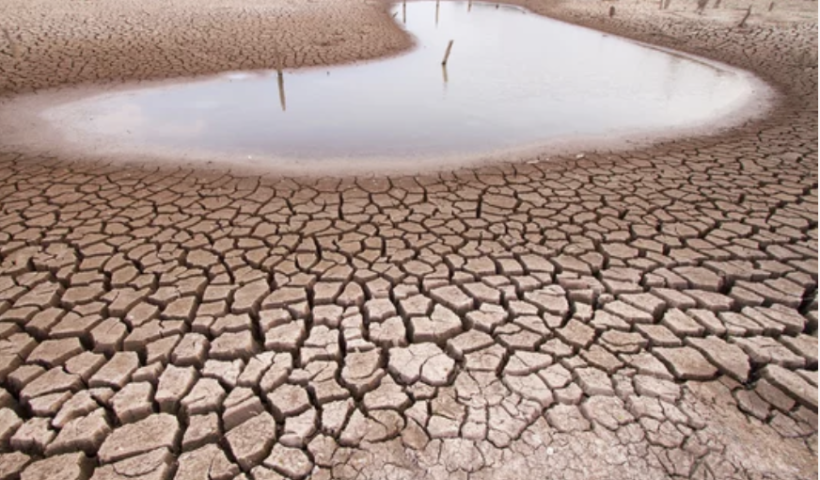 300年近く前に建造物が　干ばつで水底に沈んだ街が出現　フィリピン（5/2）