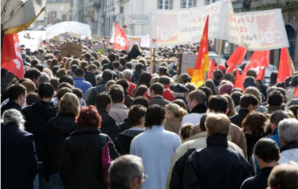 UCアーバイン校で抗議デモ、警察が解散命令発令（5/15）