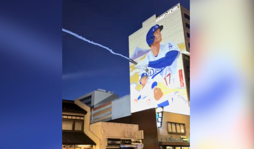 スペースX社のロケットが大谷選手の壁画を通過！「まるでバットから煙が出てるよう」（6/18）