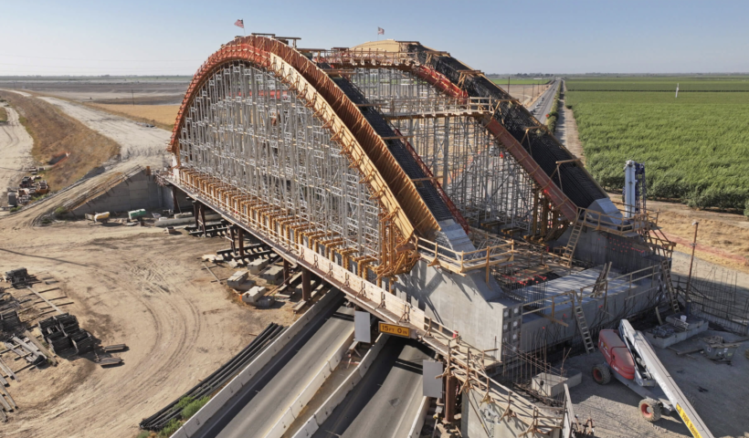 カリフォルニア高速鉄道、ロサンゼルスとアナハイム間の最新の環境報告書を公表（12/5）