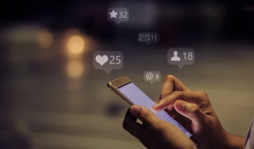 「X」がダウン？８万人のユーザーがプラットフォームの問題を報告（1/16）