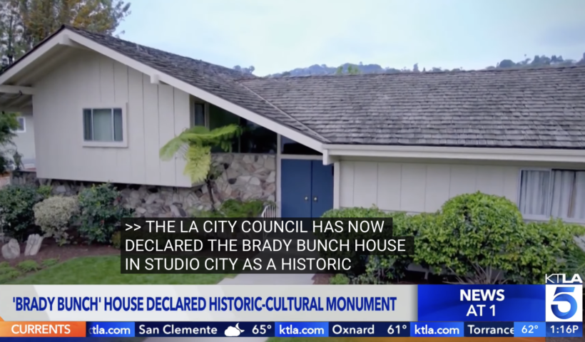 『The Brady Bunch』の家が歴史文化的記念物に指定　LA市議会が全会一致（3/4）