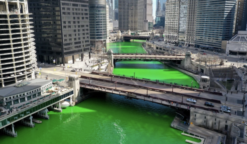 Happy St. Patrick's Day!! シカゴ名物「緑の川」って何？（3/17）