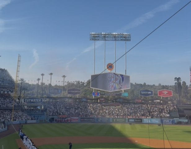 ドジャース開幕戦、球場は祝祭ムード一色　豪華セレモニーで新シーズン幕開け（3/27）