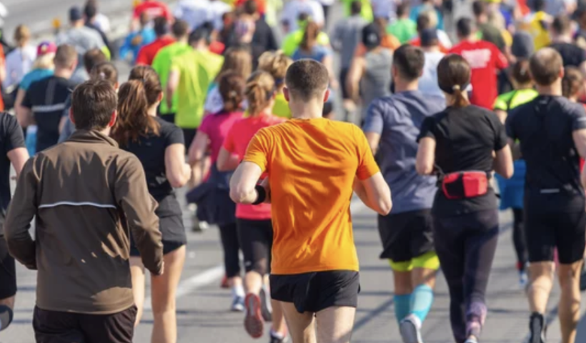 ロサンゼルスマラソン　約2万7000人がロサンゼルスの街を駆け抜ける（3/9）