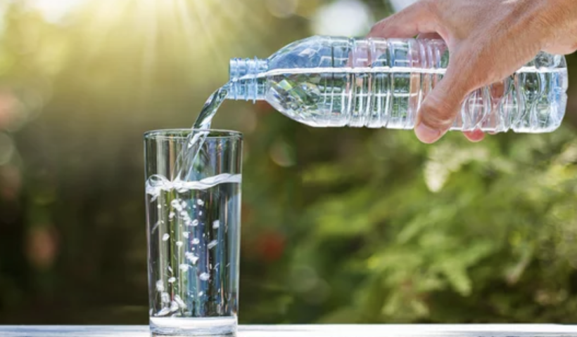 “水が高い時代”到来？ボトル水価格、最大30％上昇も（4/2）