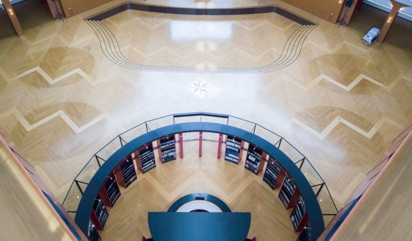 名古屋国際中学校で　　帰国後の学校生活を体験