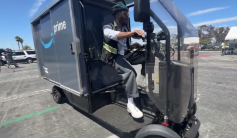 アマゾンが西海岸初、カルバーシティで配送用電動カーゴバイクを導入（8/17）